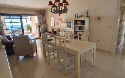SPECTACULAR BEACHFRONT APARTMENT – VILLA GADEA, ALTEA